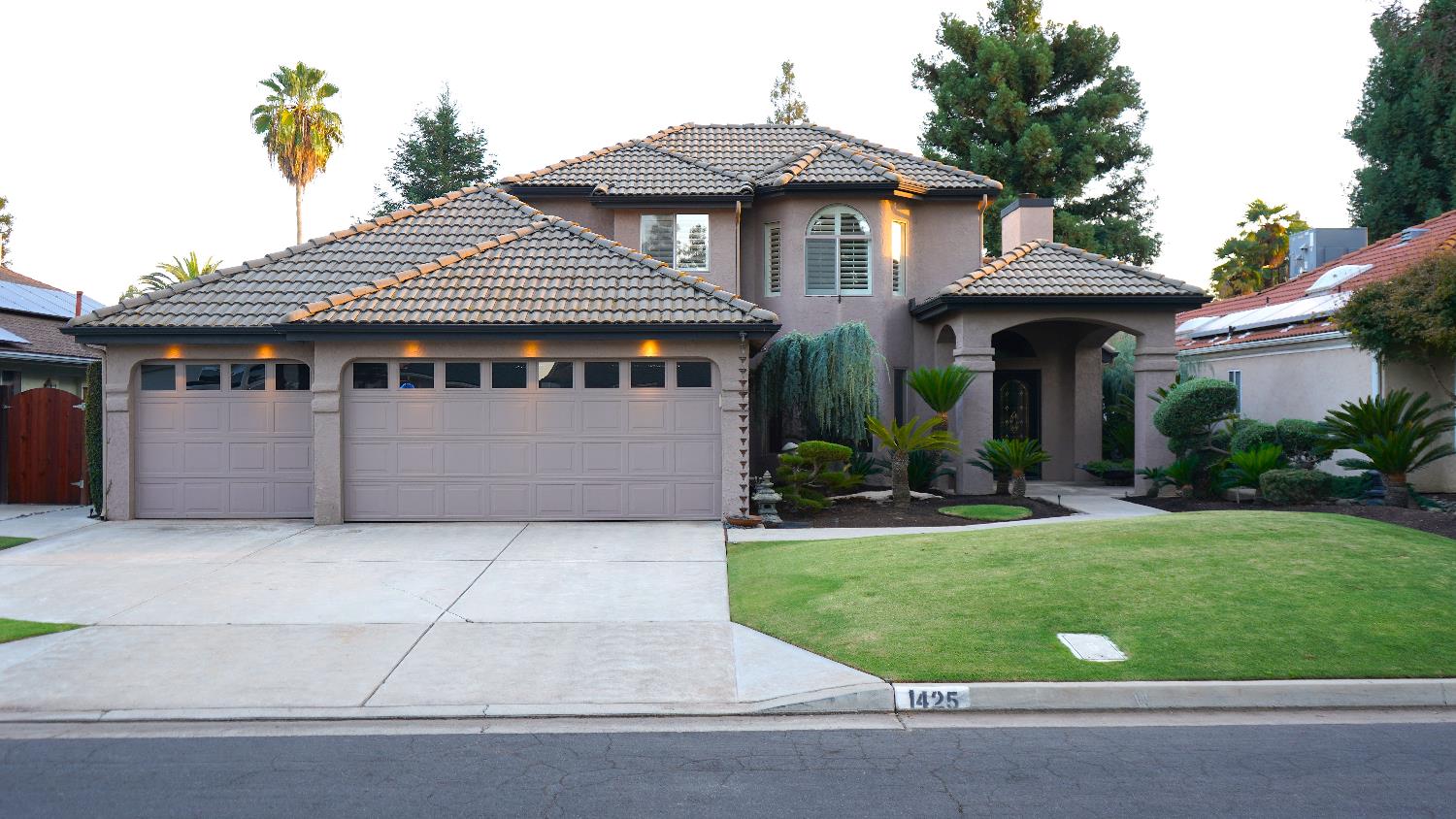 1425 E Quincy Ave, Fresno, CA 93720