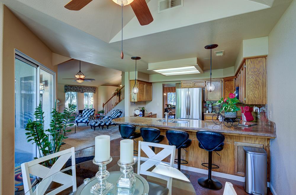 1425 E Quincy Ave, Fresno, CA 93720